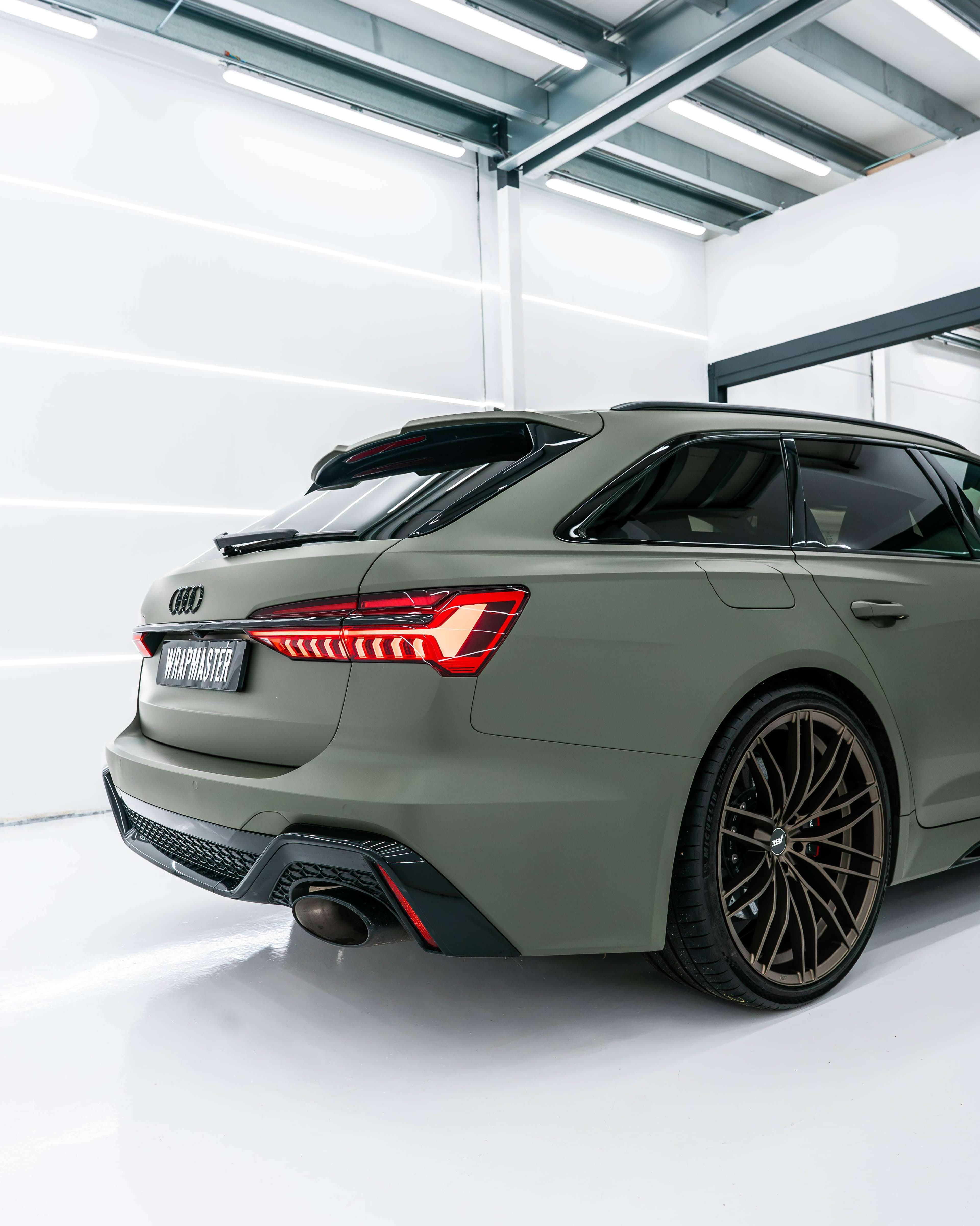 Audi RS6 met een volledige color change wrap van Wrapmaster DH, op ongeveer een uur rijden van Breda